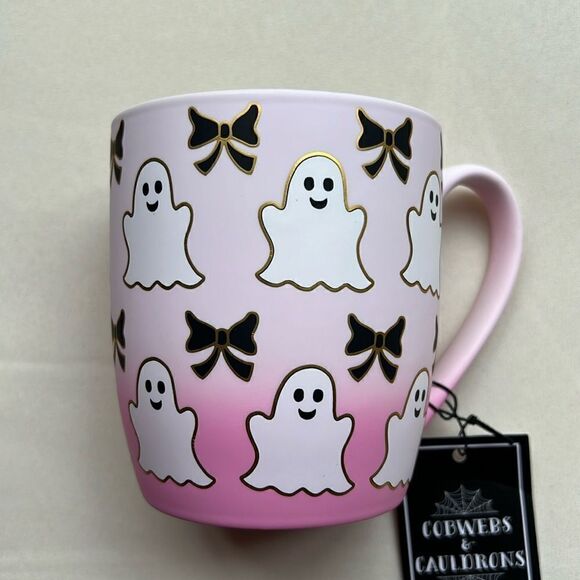 Ghost & Bows Mug - Picture 4 of 10